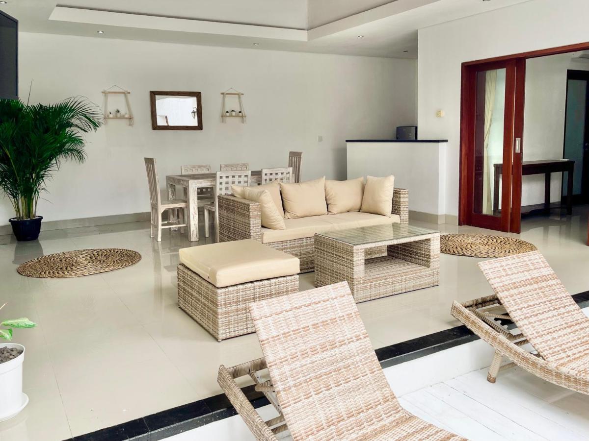 Villa Angel 2 - Canggu Shortcut, Staff Included المظهر الخارجي الصورة